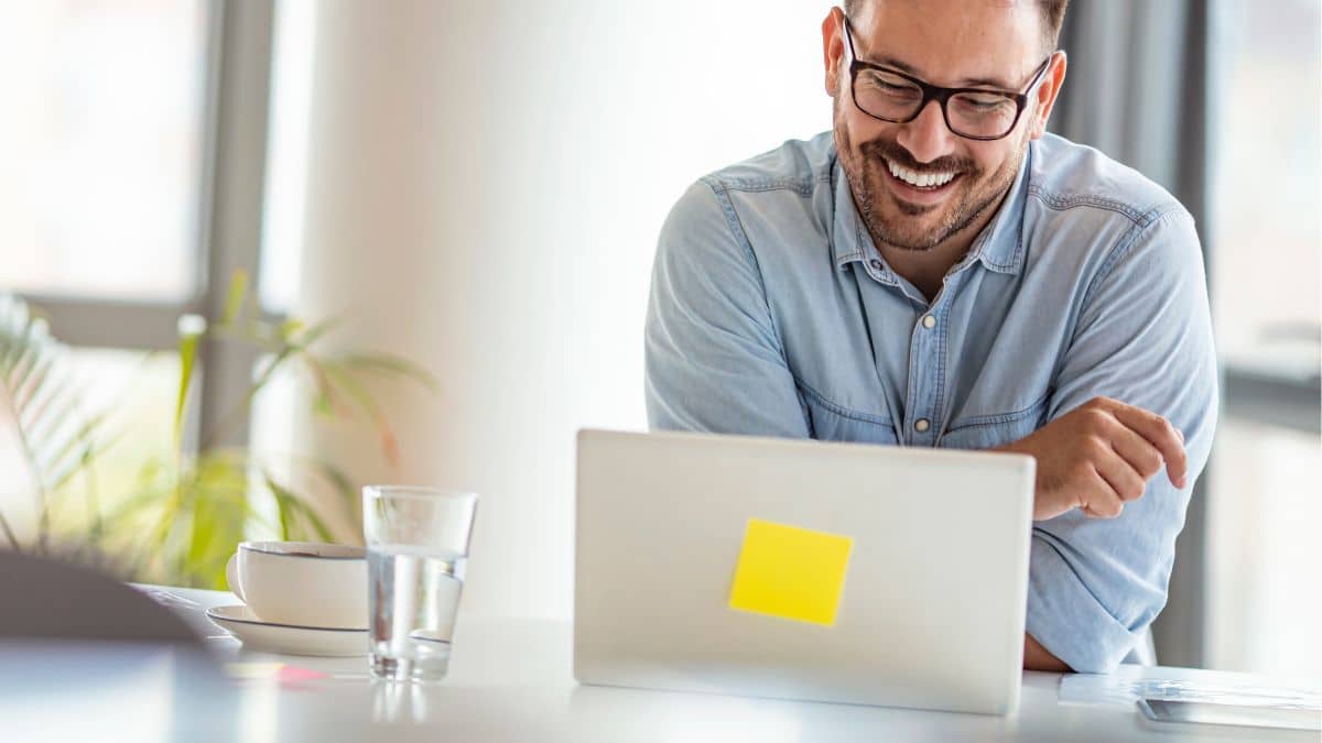 القطاعات الأكثر طلباً لـ عمل جزئي بالساعات في الرياض